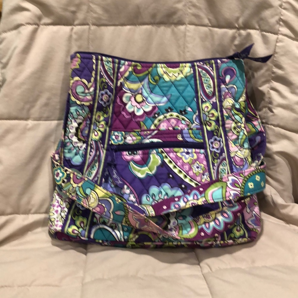 Vera Bradley hipster style purse